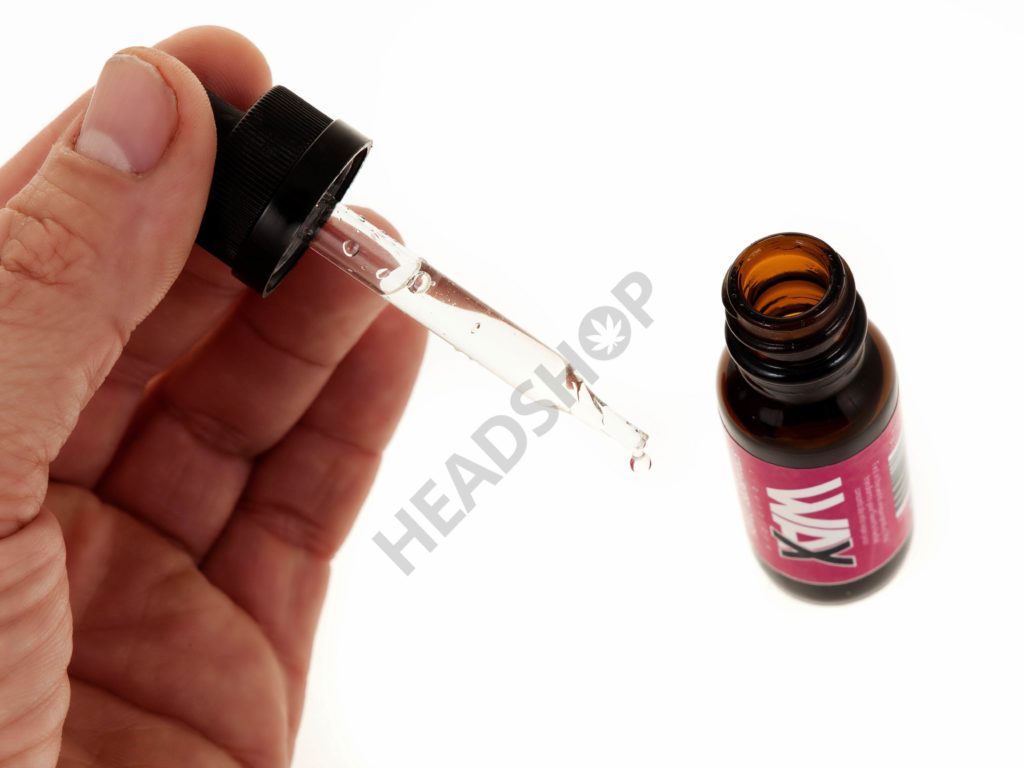 Envase con dosificador de un e-liquid Wax Liquidizer sabor a fresa